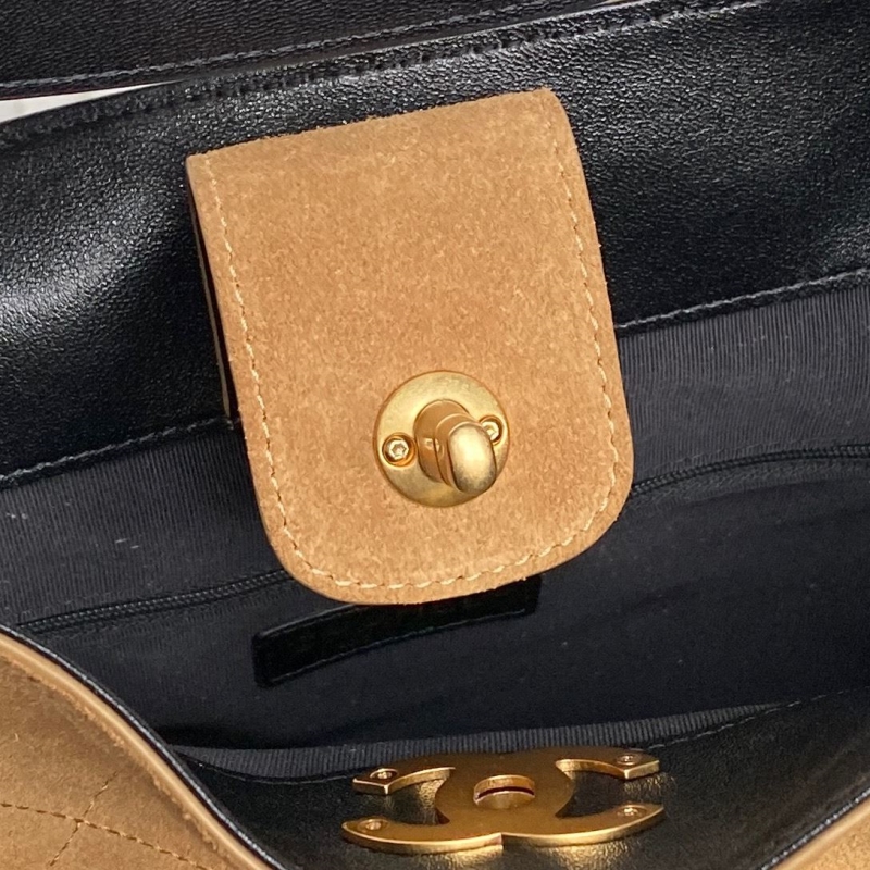 Ch**el hobo bags
